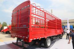 大运 祥龙 230马力 4X2 6.8米仓栅式载货车(国六)(CGC5181CCYHDF53F)