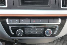 祥龙&nbsp;冷藏车驾驶室图片