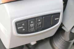 大运 祥龙 160马力 4X2 4米冷藏车(国六)(CGC5042XLCHDF33F)