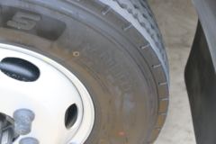 大运 祥龙 160马力 4X2 4米冷藏车(国六)(CGC5042XLCHDF33F)