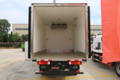 大运 祥龙 160马力 4X2 4米冷藏车(国六)(CGC5042XLCHDF33F)