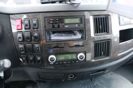 一汽解放底盘&nbsp;除尘车驾驶室图片