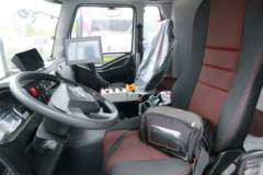 一汽解放 J6L 240马力 6X4 多功能抑尘车(通亚达牌)(WTY5250TDYC6)