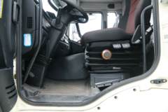 一汽解放 J6L 240马力 6X4 多功能抑尘车(通亚达牌)(WTY5250TDYC6)