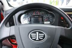 一汽解放 J6L 280马力 6X4 随车吊(CA5250JSQP62K1L5T1E6) 一汽解放 J6L 280马力 6X4 随车吊(CA5250JSQP62K1L5T1E6)