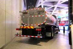 东风 多利卡D9 230马力 4X2 清洗车(国六)(通亚达)(CTY5181GQXD6)