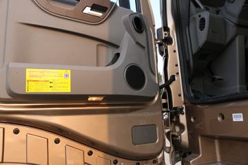 ó 콢KX  520 6X4 AMTԶǣ(Һ)(3.64ٱ)(DFH4250CX7)ͼƬ
