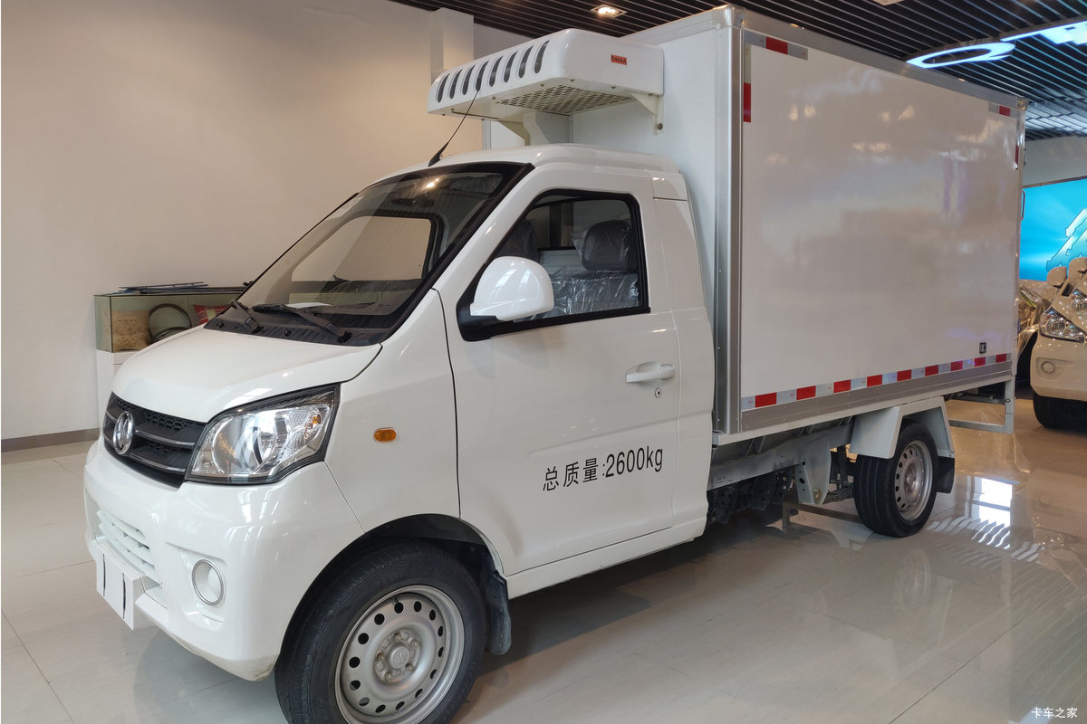 新龙马汽车 启腾N50EV CATL版 2.6T 2.76米纯电动冷藏车41.86kWh