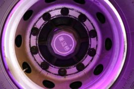 粉粒物料半挂车&nbsp;粉粒物料运输半挂车底盘图片