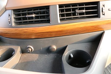 �������ó� �����콢KX ���߰� 600���� 6X4 AMT�Զ���ǣ����(����)(Һ��)(DFH4250C7)ͼƬ