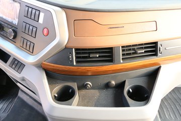 �������ó� �����콢KX ���߰� 600���� 6X4 AMT�Զ���ǣ����(����)(Һ��)(DFH4250C7)ͼƬ