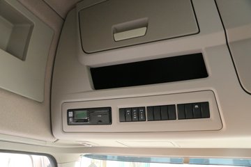 �������ó� �����콢KX ���߰� 600���� 6X4 AMT�Զ���ǣ����(����)(Һ��)(DFH4250C7)ͼƬ