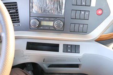 �������ó� �����콢KX ���߰� 600���� 6X4 AMT�Զ���ǣ����(����)(Һ��)(DFH4250C7)ͼƬ