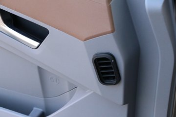 �������ó� �����콢KX ���߰� 600���� 6X4 AMT�Զ���ǣ����(����)(Һ��)(DFH4250C7)ͼƬ