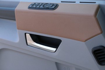 �������ó� �����콢KX ���߰� 600���� 6X4 AMT�Զ���ǣ����(����)(Һ��)(DFH4250C7)ͼƬ