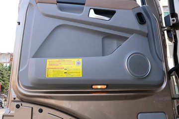 �������ó� �����콢KX ���߰� 600���� 6X4 AMT�Զ���ǣ����(����)(Һ��)(DFH4250C7)ͼƬ