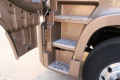 东风商用车 天龙旗舰KX 王者版 600马力 6X4 AMT自动挡牵引车(国六)(液缓)(DFH4250C7)