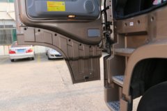 东风商用车 天龙旗舰KX 王者版 600马力 6X4 AMT自动挡牵引车(国六)(液缓)(DFH4250C7)