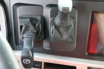 �й����� HOWO TH7�ؿ� ������ 540���� 6X4 AMT�Զ���ǣ����(����)(��Һ��)(ZZ4257V324HF1B)ͼƬ