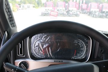 �й����� HOWO TH7�ؿ� ������ 540���� 6X4 AMT�Զ���ǣ����(����)(��Һ��)(ZZ4257V324HF1B)ͼƬ