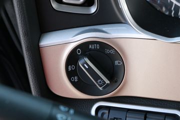 �й����� HOWO TH7�ؿ� ������ 540���� 6X4 AMT�Զ���ǣ����(����)(��Һ��)(ZZ4257V324HF1B)ͼƬ