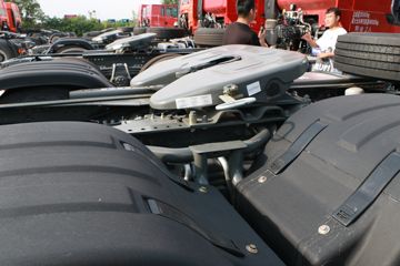 �й����� HOWO TH7�ؿ� ������ 540���� 6X4 AMT�Զ���ǣ����(����)(��Һ��)(ZZ4257V324HF1B)ͼƬ