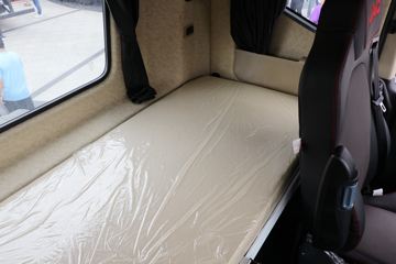 ���� �����K7�ؿ� ���ʰ� 560���� 6X4 AMT�Զ���ǣ����(����)(��������)(HFC4252P1K8E33KS)ͼƬ