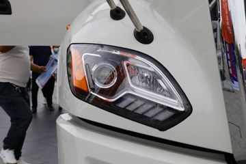 ���� �����V7�ؿ� 560���� 6X4 AMT�Զ�����ͷǣ����(����)(���ߵ�����)(HFC4253C1K7E45KS)ͼƬ