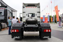 江淮 格尔发V7重卡 560马力 6X4 AMT自动挡长头牵引车(国六)(超高导流罩)(HFC4253C1K7E45KS)