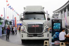 江淮 格尔发V7重卡 560马力 6X4 AMT自动挡长头牵引车(国六)(超高导流罩)(HFC4253C1K7E45KS)