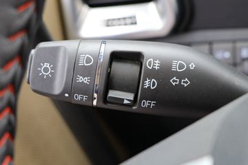 ���� �����V7�ؿ� 560���� 6X4 AMT�Զ�����ͷǣ����(����)(���ߵ�����)(HFC4253C1K7E45KS)ͼƬ