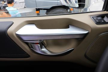 ���� �����V7�ؿ� 560���� 6X4 AMT�Զ�����ͷǣ����(����)(���ߵ�����)(HFC4253C1K7E45KS)ͼƬ