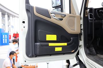 ���� �����V7�ؿ� 560���� 6X4 AMT�Զ�����ͷǣ����(����)(���ߵ�����)(HFC4253C1K7E45KS)ͼƬ