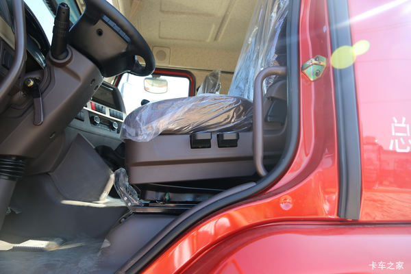 乘龙H5 260马力 载货车 新春钜惠