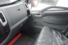 凯捷M3&nbsp;平板运输车驾驶室图片