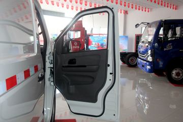 ����ɷ� ����EM26 3T 4.865�״��綯��ʽ���䳵ͼƬ