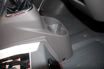 ����ɷ� ����EM26 3T 4.865�״��綯��ʽ���䳵ͼƬ