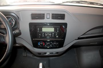 ����ɷ� ����EM26 3T 4.865�״��綯��ʽ���䳵ͼƬ