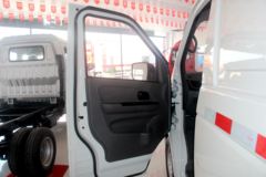 东风股份 御风EM26 3T 4.865米纯电动厢式运输车