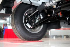 东风股份 御风EM26 3T 4.865米纯电动厢式运输车