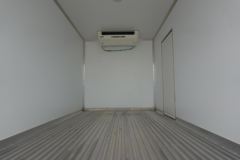 陕汽轻卡 德龙K5000 130马力 4X2 4.08米冷藏车(国六)(YTQ5041XLCKH331)