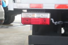 东风 多利卡D6-N 锐能版 115马力 4.17米单排厢式轻卡(国六)(EQ5041XXY3CDFAC)