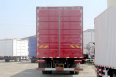 东风 多利卡D9 180马力 4X2 6.8米厢式载货车(EQ5161XXYL9BDGAC)