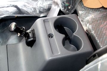 ���� ������D9 180���� 4X2 6.8����ʽ�ػ���ͼƬ