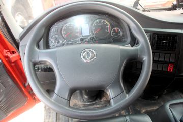 ���� ������D9 180���� 4X2 6.8����ʽ�ػ���ͼƬ
