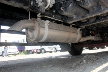 ���� ������D9 180���� 4X2 6.8����ʽ�ػ���ͼƬ