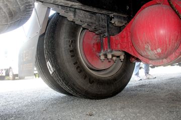 ���� ������D9 180���� 4X2 6.8����ʽ�ػ���ͼƬ