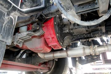 ���� ������D9 180���� 4X2 6.8����ʽ�ػ���ͼƬ