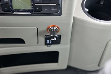 �й����� ����N5G�п� 250���� 4X2 6.75��AMT�Զ�����ʽ�ػ���(����)(ZZ5187XXYK511JF1)ͼƬ