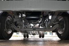 中国重汽 豪沃N5G中卡 250马力 4X2 6.75米AMT自动挡厢式载货车(国六)(ZZ5187XXYK511JF1)